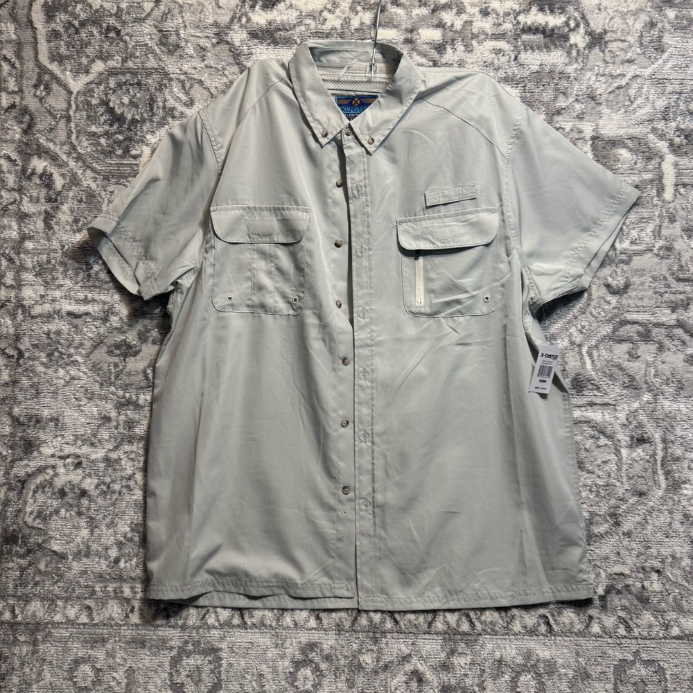 Xcaster Men's Light Gray Short Sleeve Fishing Golfing Shirt XL NWT